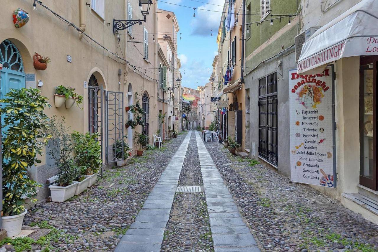 Alghero Old Town Apartment Steps To Sea And Scenic Ramparts エクステリア 写真