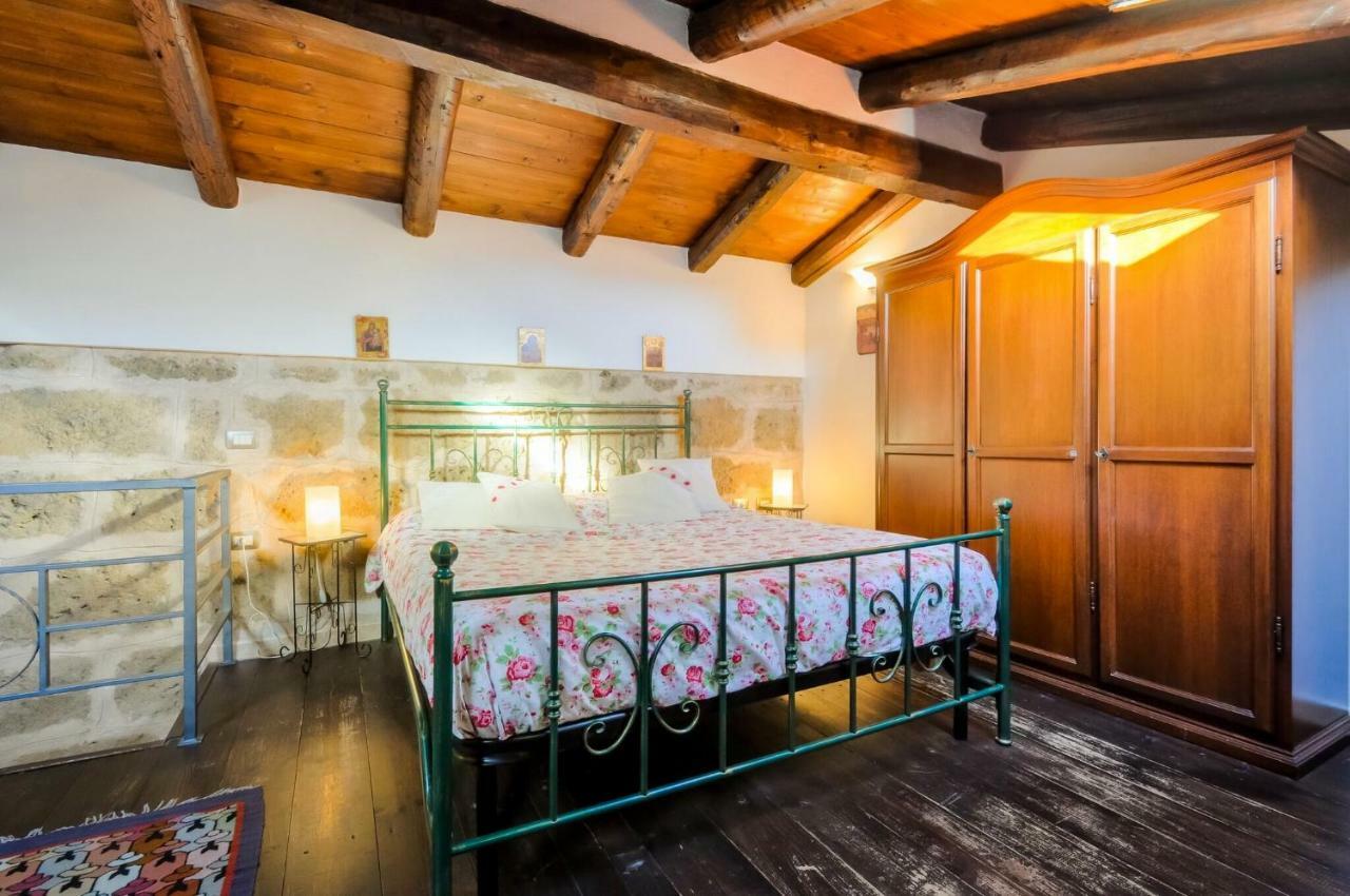 Alghero Old Town Apartment Steps To Sea And Scenic Ramparts エクステリア 写真