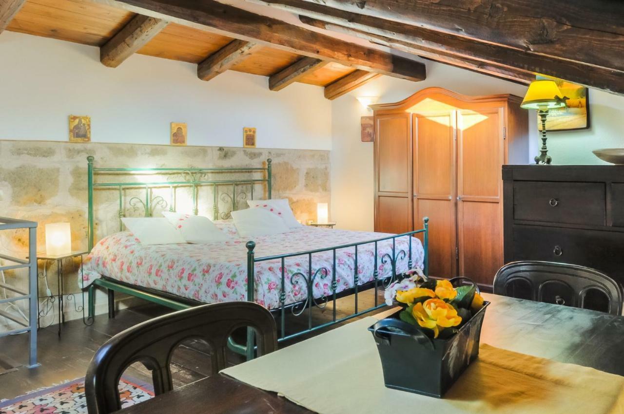 Alghero Old Town Apartment Steps To Sea And Scenic Ramparts エクステリア 写真